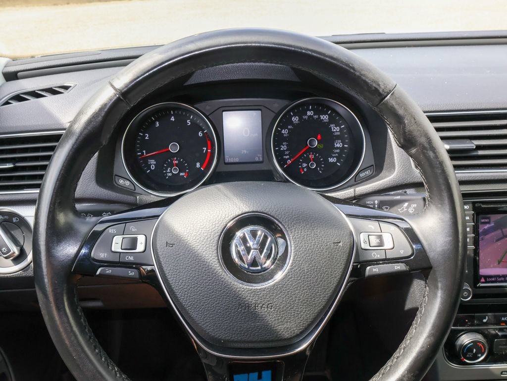 Used 2019 Volkswagen Passat 2.0T Wolfsburg FWD image 20