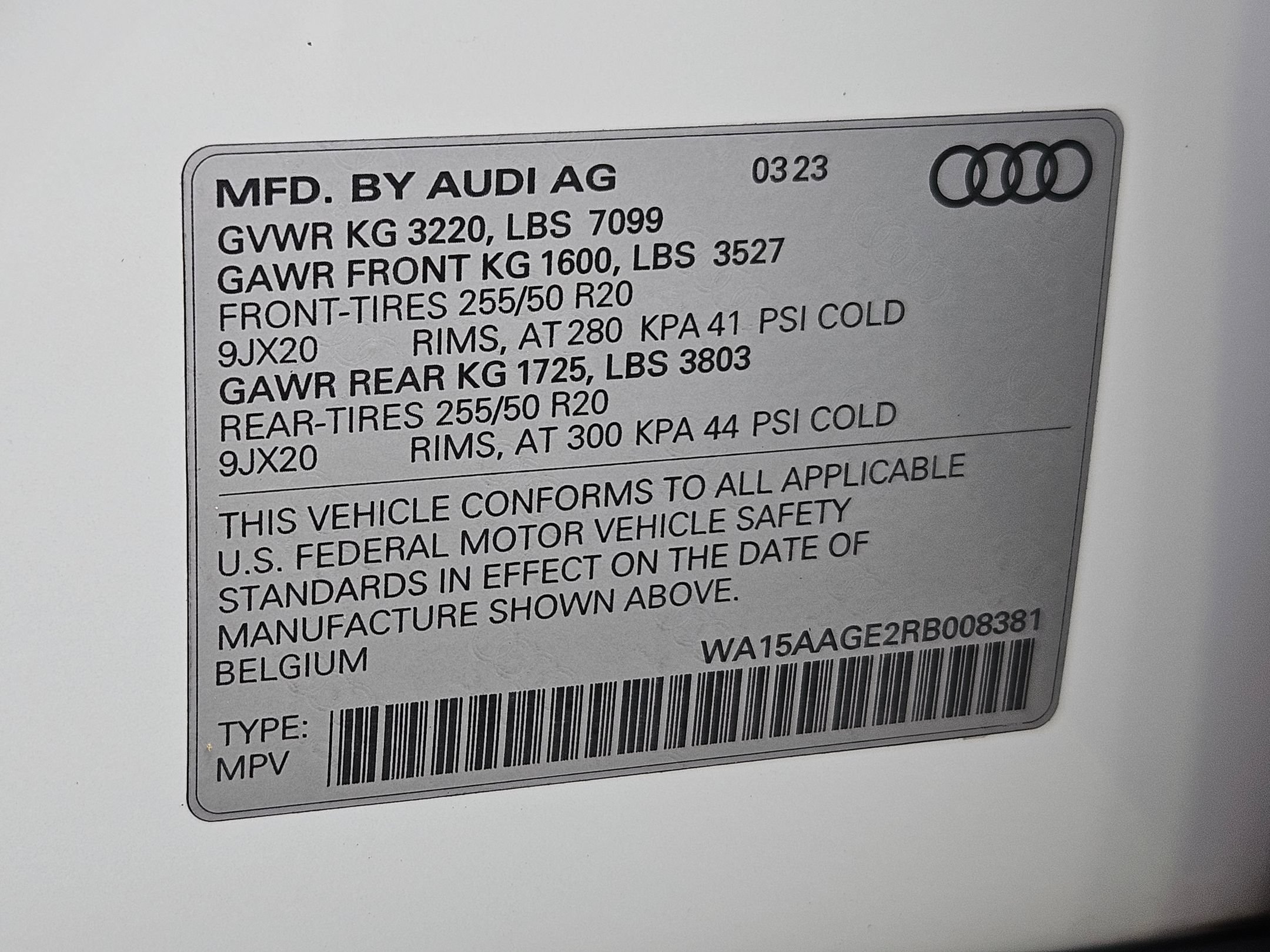 Used 2024 Audi Q8 e-tron Premium Plus w/ Premium Plus Package AWD/4WD image 31