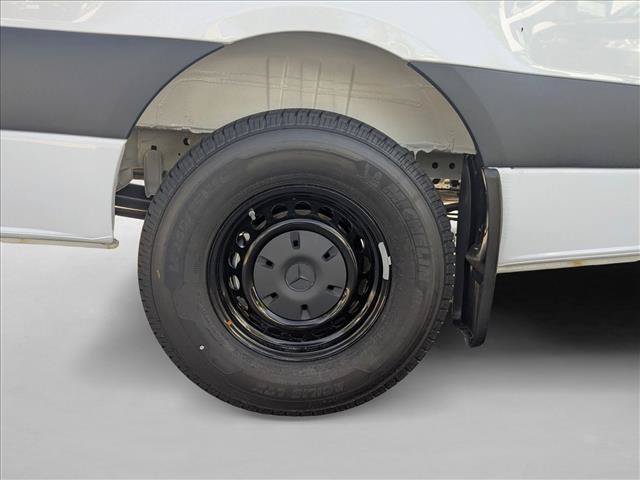 New 2026 Mercedes-Benz Sprinter 2500 image 9