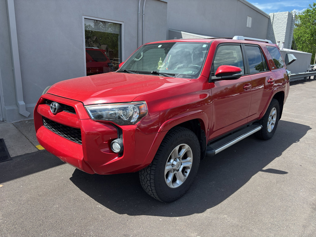 Certified 2018 Toyota 4Runner SR5 Premium AWD/4WD image 2