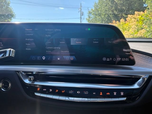 Used 2025 Cadillac Lyriq Luxury w/ LPO, Floor Liner Package AWD/4WD image 25