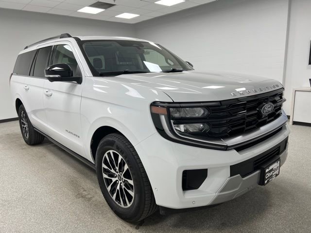 Used 2025 Ford Expedition Max Platinum AWD/4WD image 2