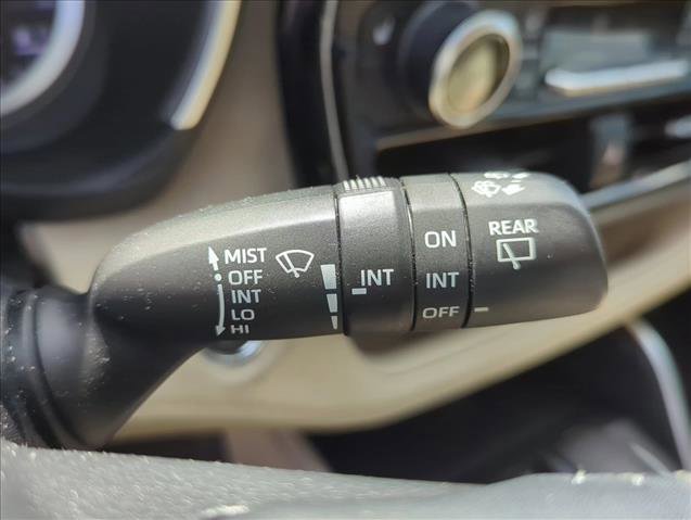 Used 2022 Toyota Highlander XLE image 16