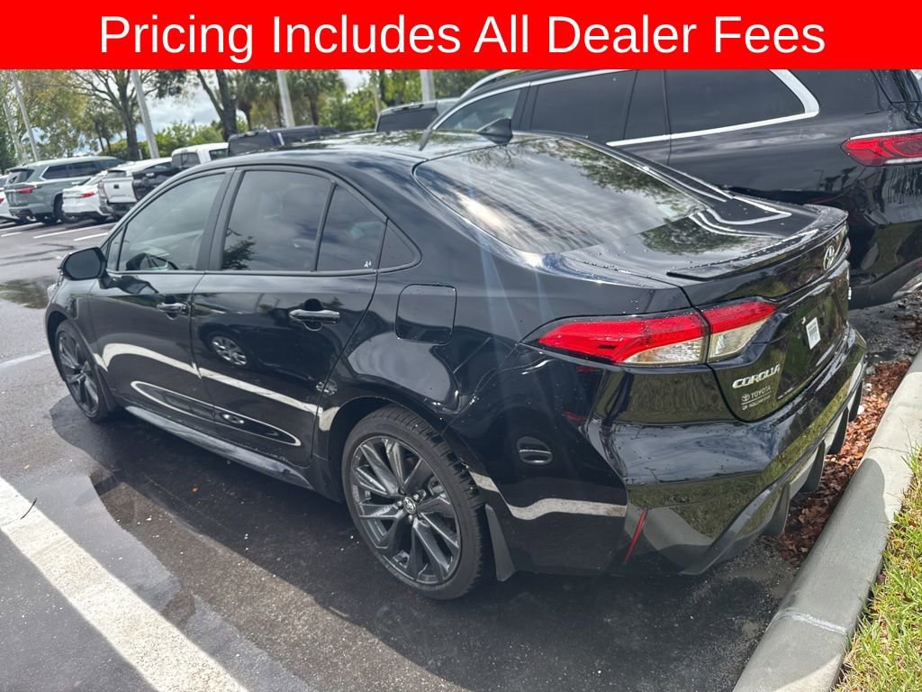 Used 2025 Toyota Corolla SE FWD image 5