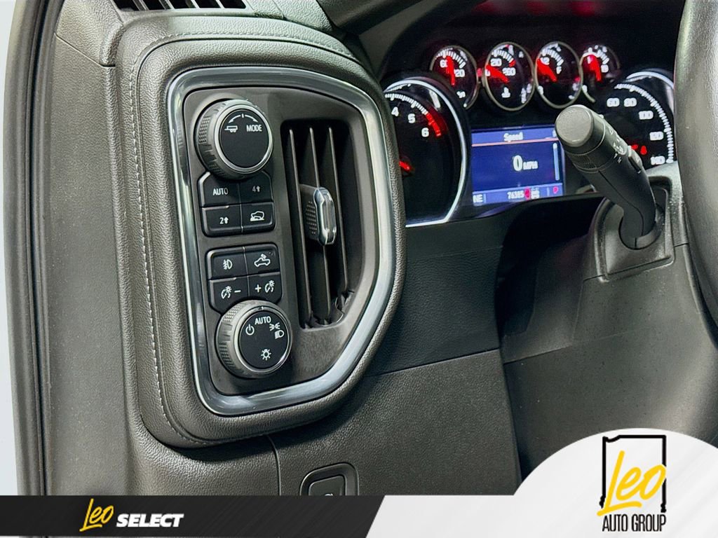 Used 2022 Chevrolet Silverado 1500 RST w/ Redline Edition AWD/4WD image 10