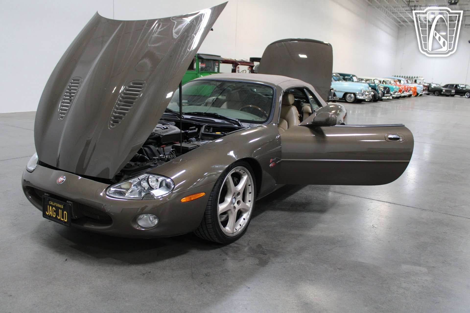 Used 2001 Jaguar XK8 Convertible RWD image 39
