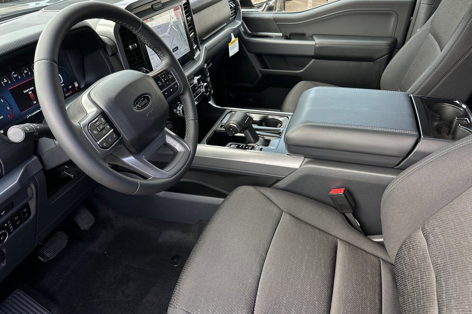 New 2026 Ford F150 XLT w/ Equipment Group 302A MID image 9