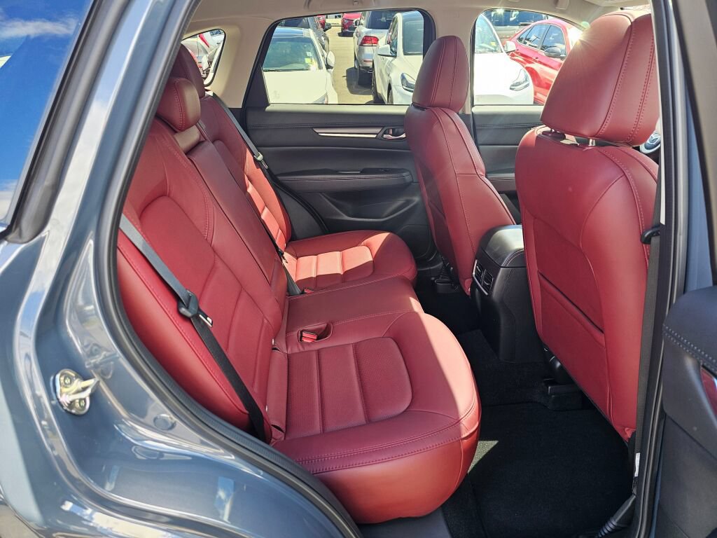 Certified 2023 MAZDA CX-5 Carbon Edition AWD/4WD image 28