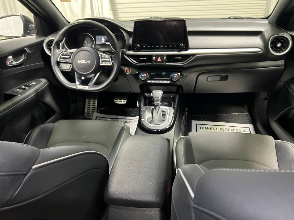Used 2024 Kia Forte GT-Line w/ GT-Line Premium Package FWD image 13