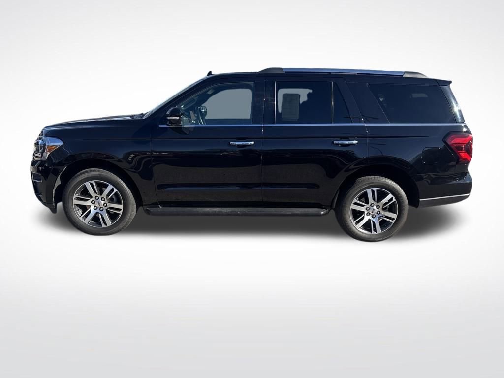 Used 2024 Ford Expedition Limited image 2