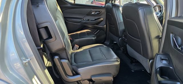 Used 2023 Chevrolet Traverse Premier AWD/4WD image 16