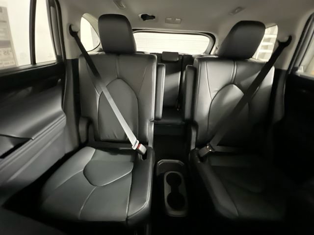 New 2026 Toyota Highlander Limited AWD/4WD image 30