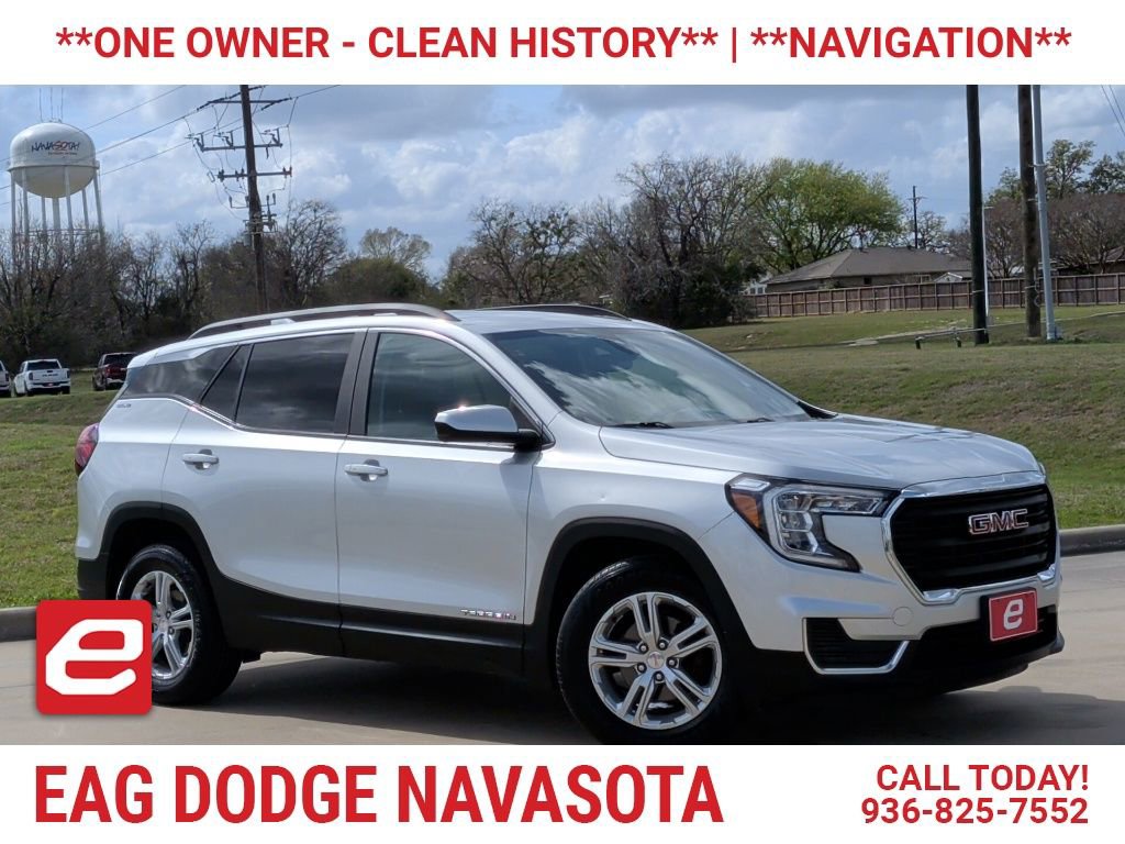 Used 2022 GMC Terrain SLE w/ Driver Convenience Package image 1