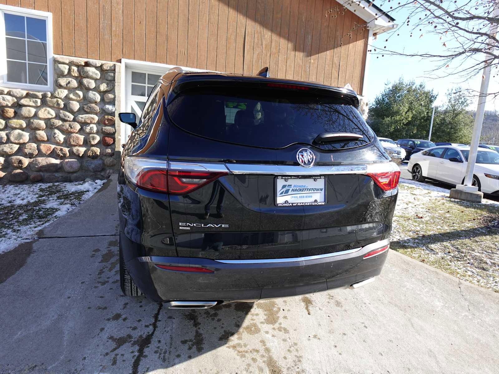 Used 2024 Buick Enclave Premium image 5