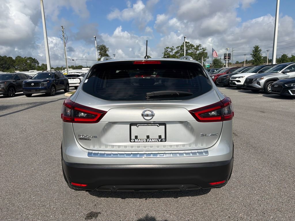 Used 2022 Nissan Rogue Sport SL w/ Premium Package AWD/4WD image 6