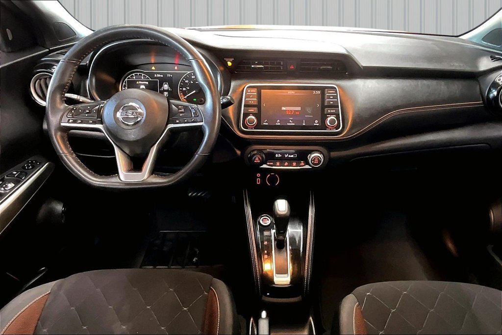 Used 2020 Nissan Kicks SR w/ Exterior Package FWD image 7