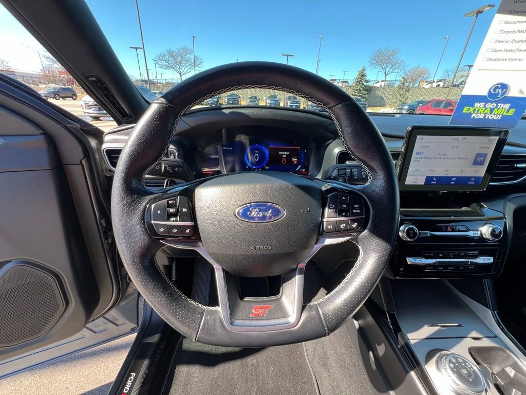 Used 2022 Ford Explorer ST w/ ST Street Pack image 47