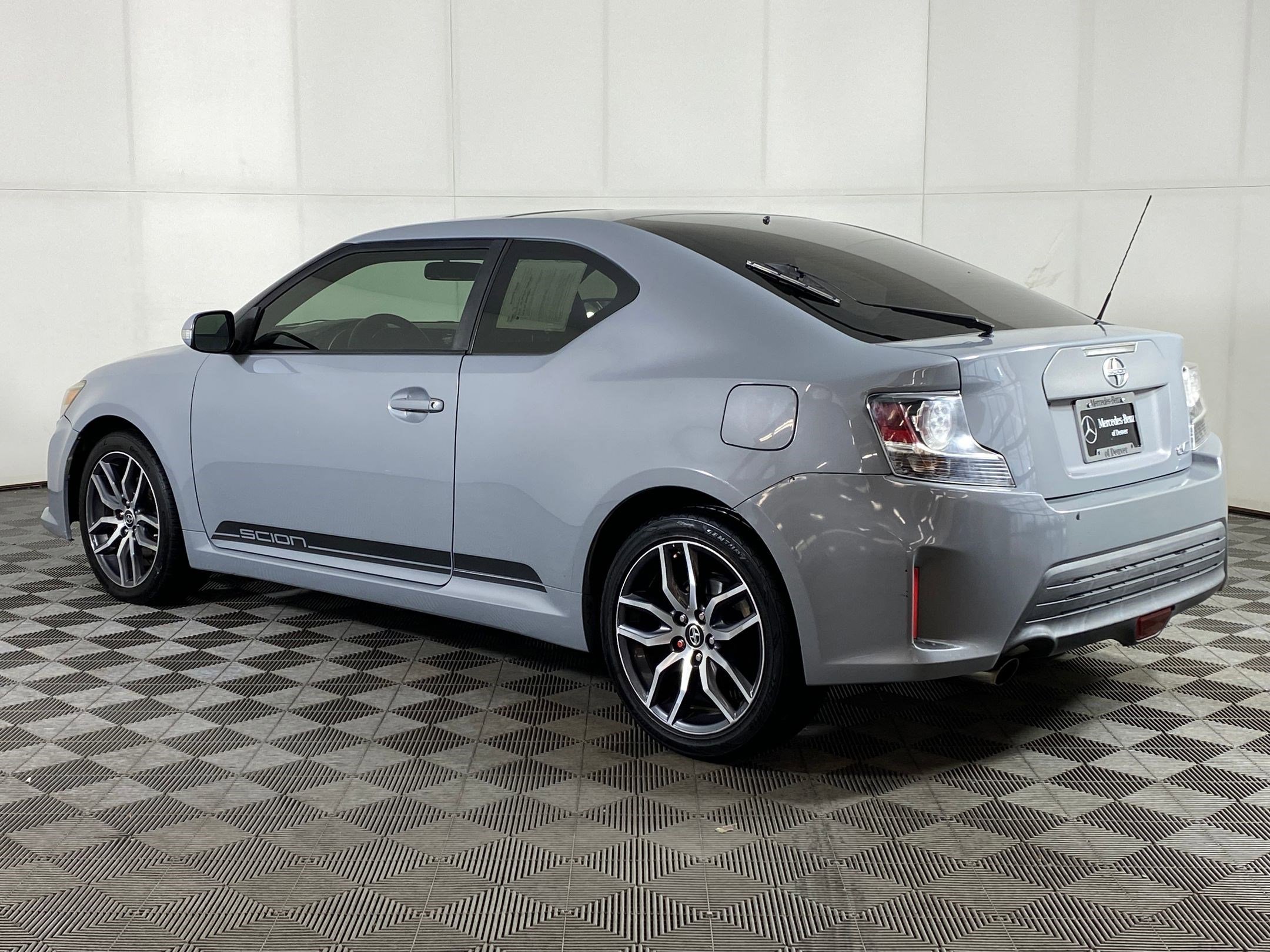Used 2016 Scion tC image 3