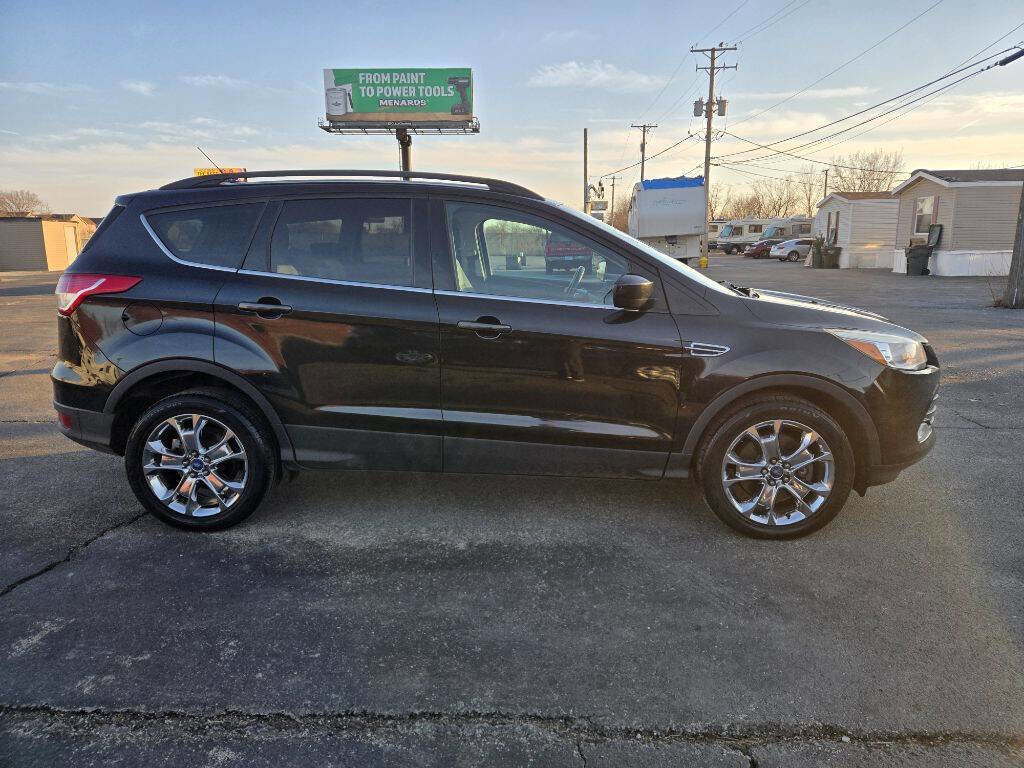 Used 2014 Ford Escape SE w/ Equipment Group 201A image 2