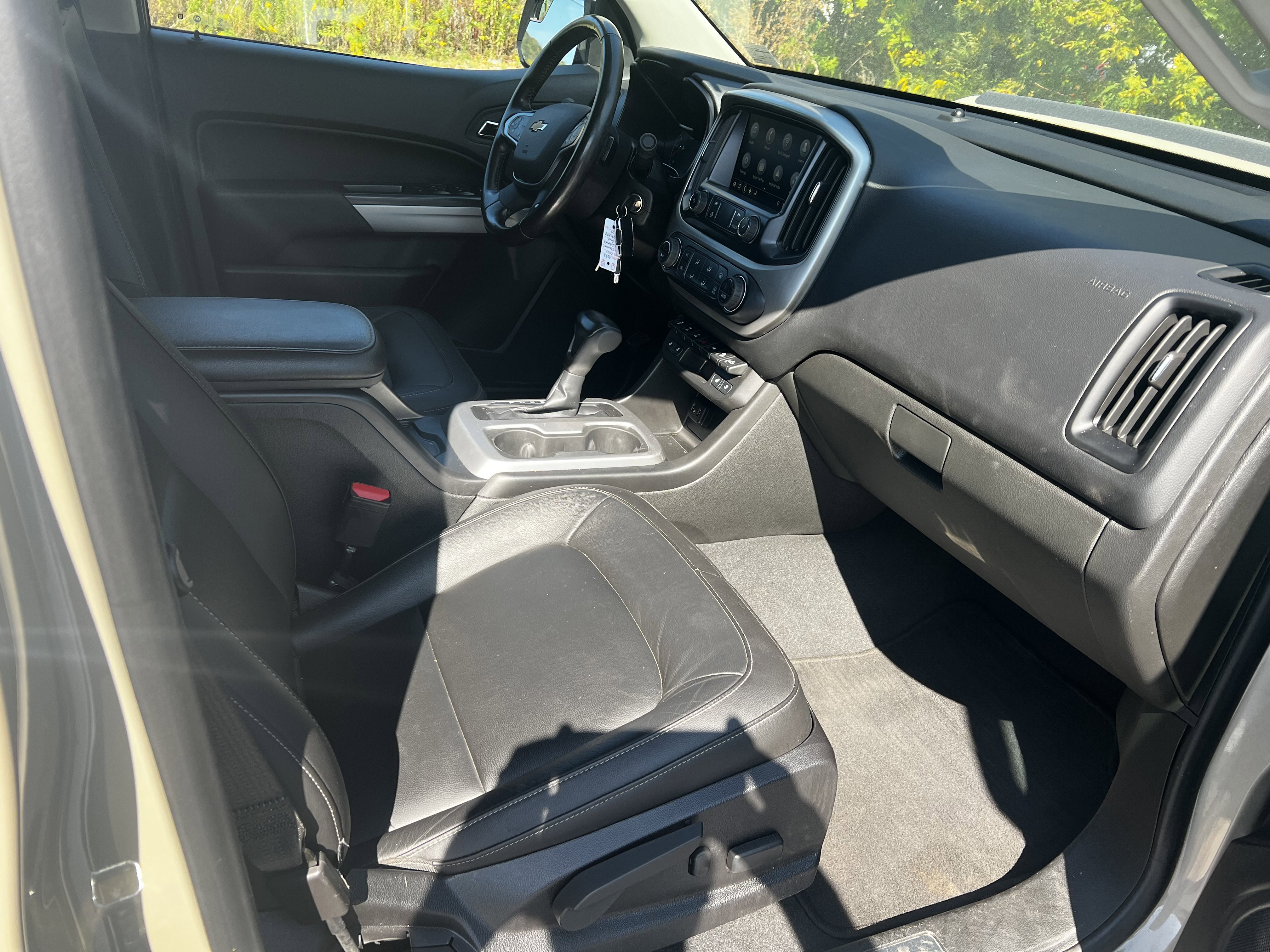 Used 2021 Chevrolet Colorado ZR2 w/ ZR2 Dusk Special Edition image 13