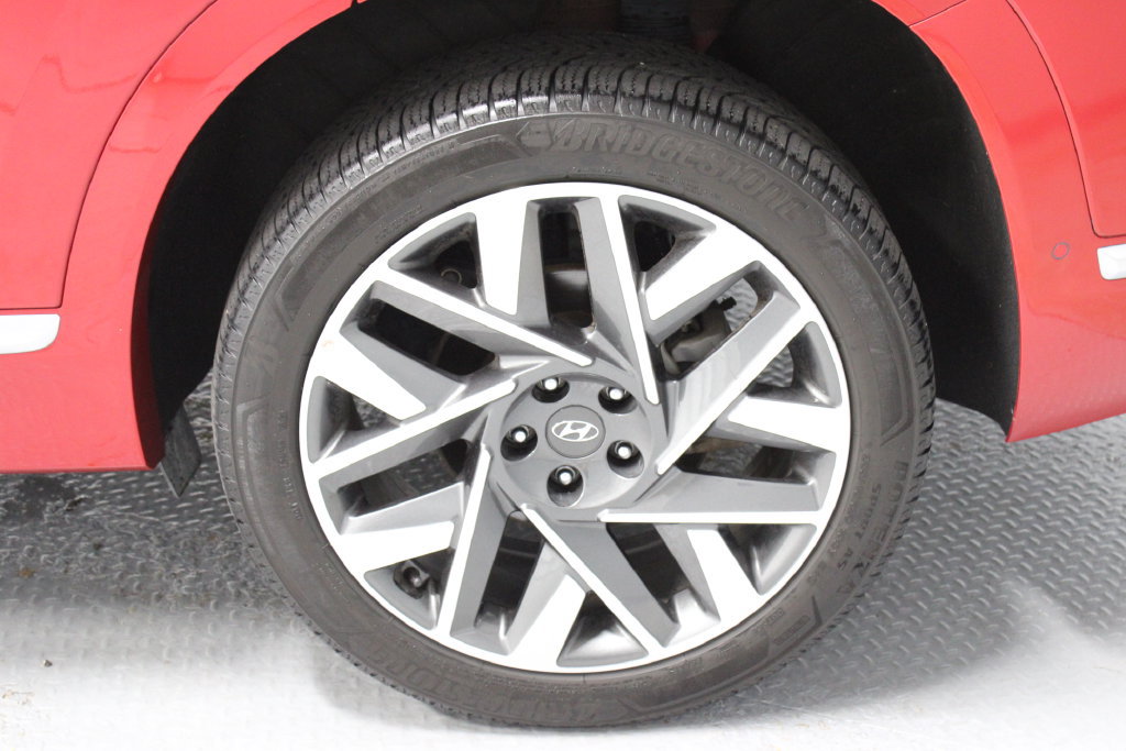 Used 2022 Hyundai Santa Fe Calligraphy AWD/4WD image 16