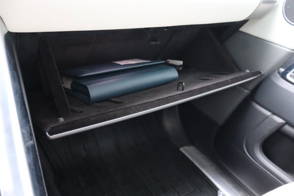 Used 2014 Land Rover Range Rover Sport HSE image 37