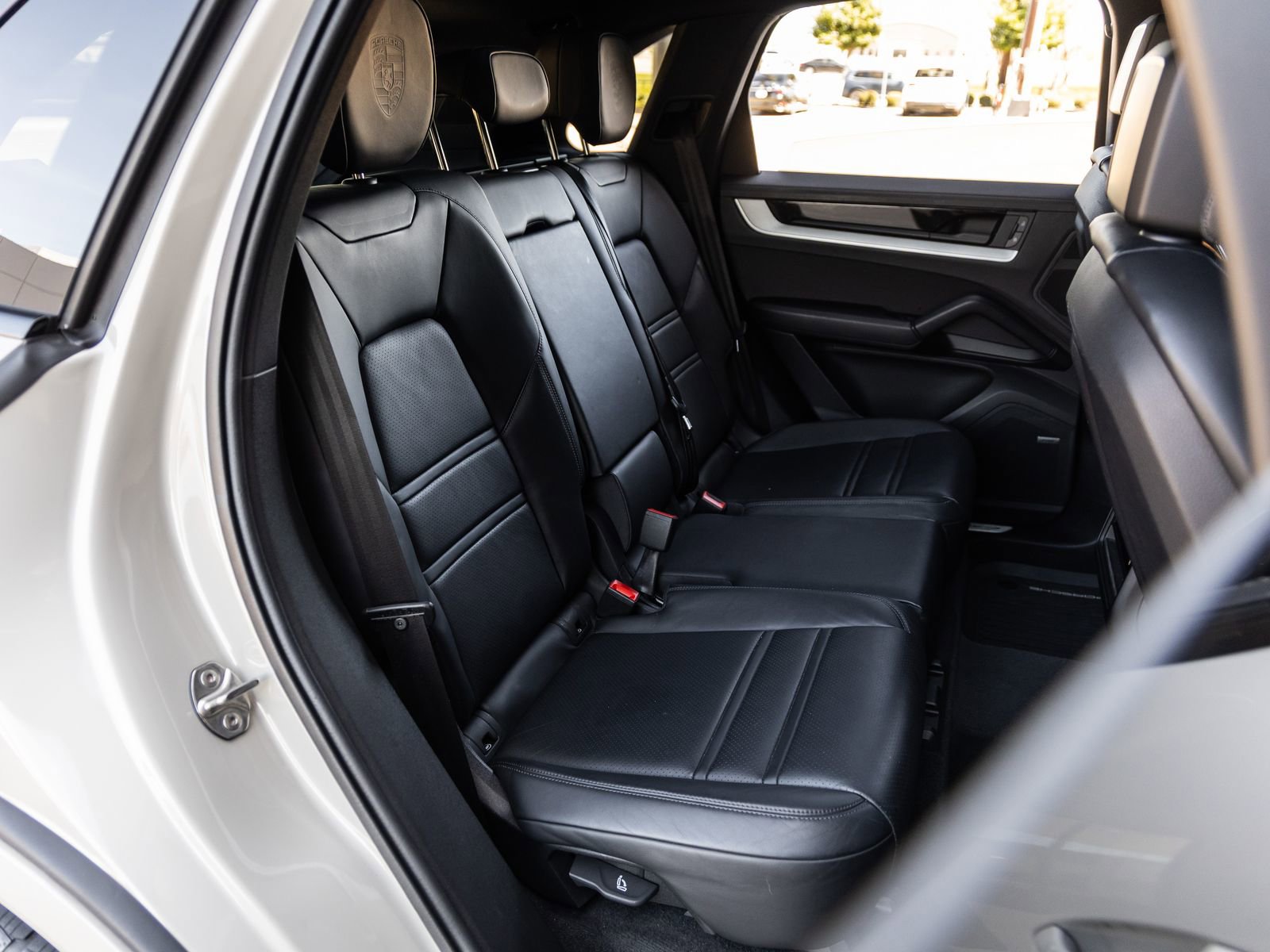 Certified 2024 Porsche Cayenne S image 41