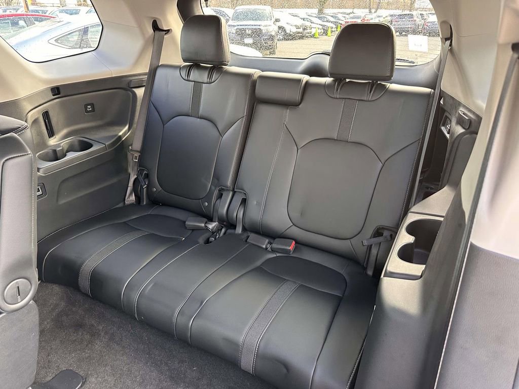 Used 2023 Honda Pilot EX-L image 14