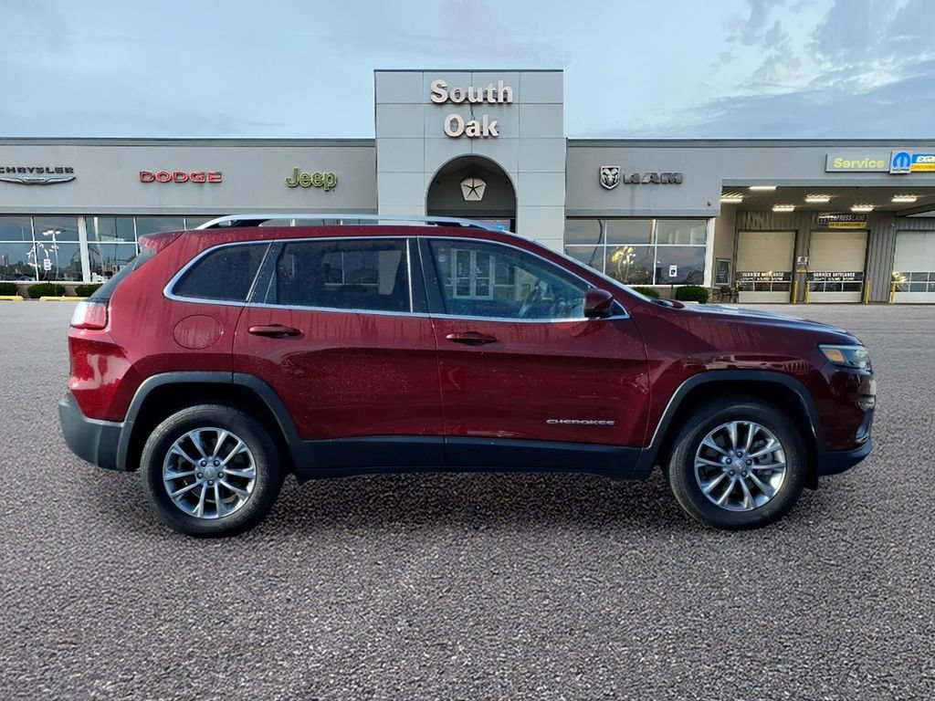 Certified 2020 Jeep Cherokee Latitude Plus w/ Cold Weather Group AWD/4WD image 2