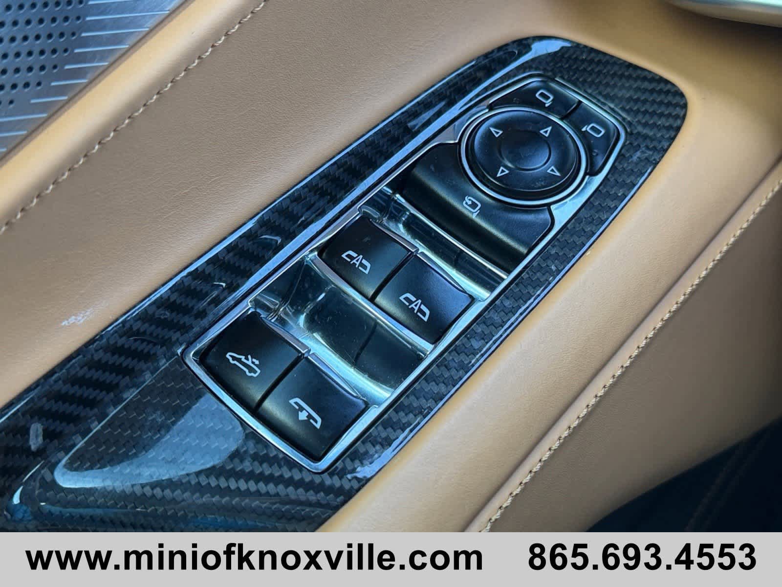 Used 2021 Chevrolet Corvette Stingray Premium Conv w/ Z51 Performance Package RWD image 16