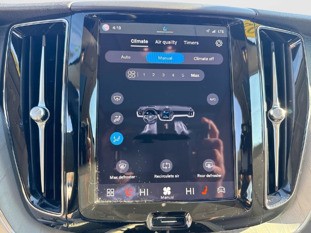 Certified 2024 Volvo XC60 T8 Plus AWD/4WD image 20