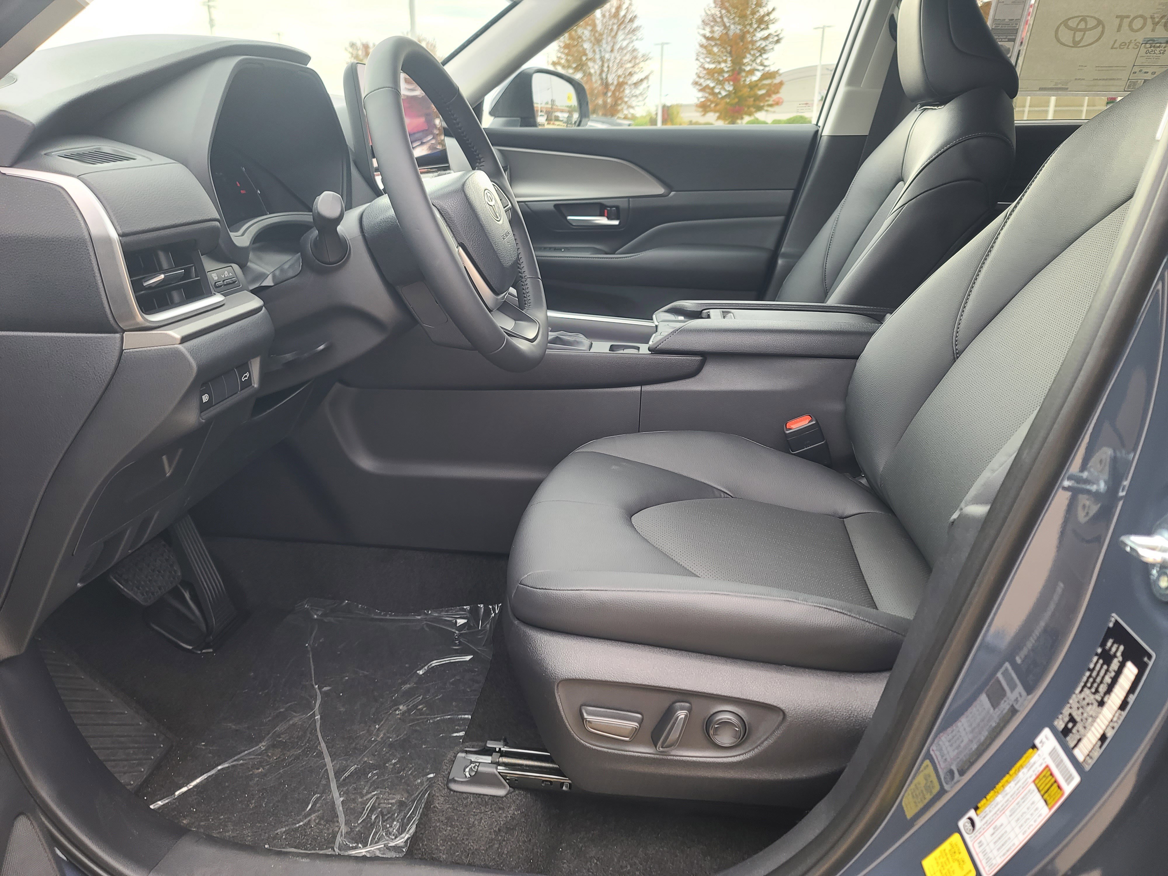 New 2026 Toyota Grand Highlander XLE image 27