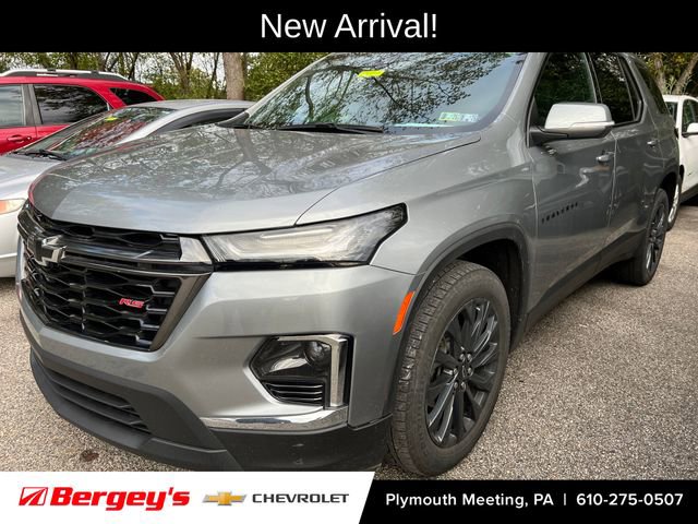 Used 2023 Chevrolet Traverse RS