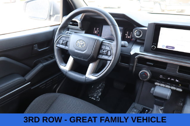 Used 2026 Toyota 4Runner SR5 AWD/4WD image 13