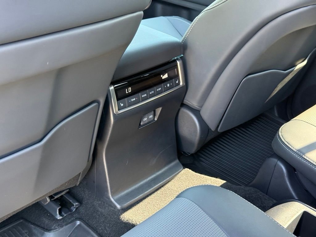 Certified 2026 Lexus GX 550 w/ Accessory Package (2T) AWD/4WD image 30