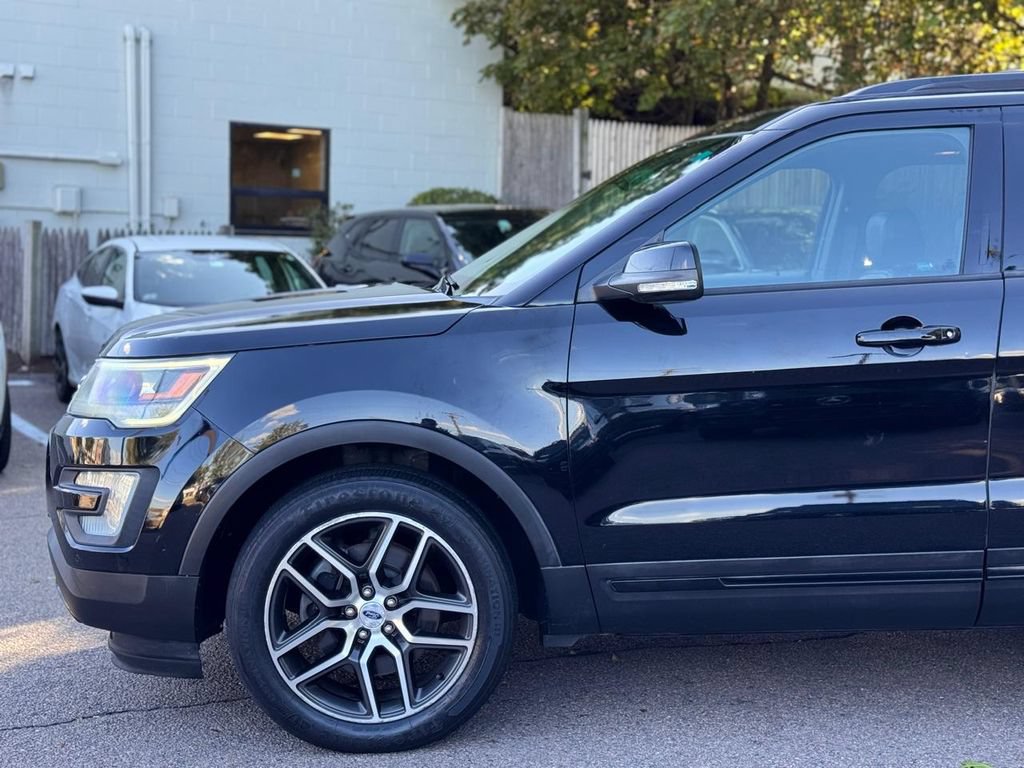 Used 2016 Ford Explorer Sport AWD/4WD image 10