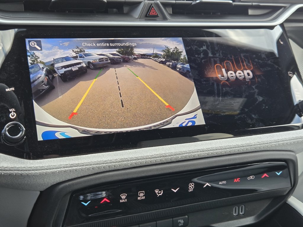 New 2026 Jeep Cherokee Laredo AWD/4WD image 14