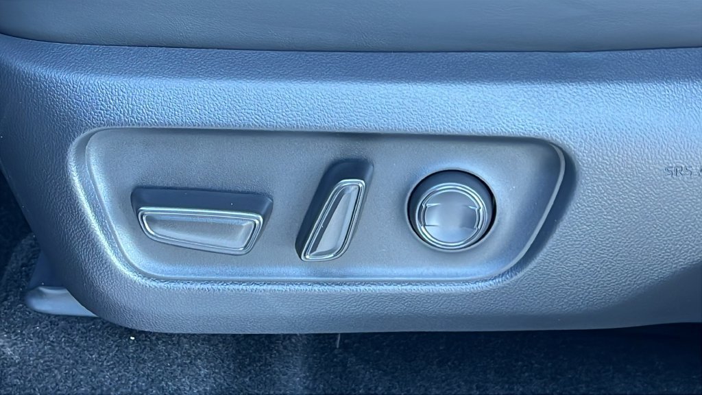 New 2026 Toyota RAV4 XSE AWD/4WD image 18