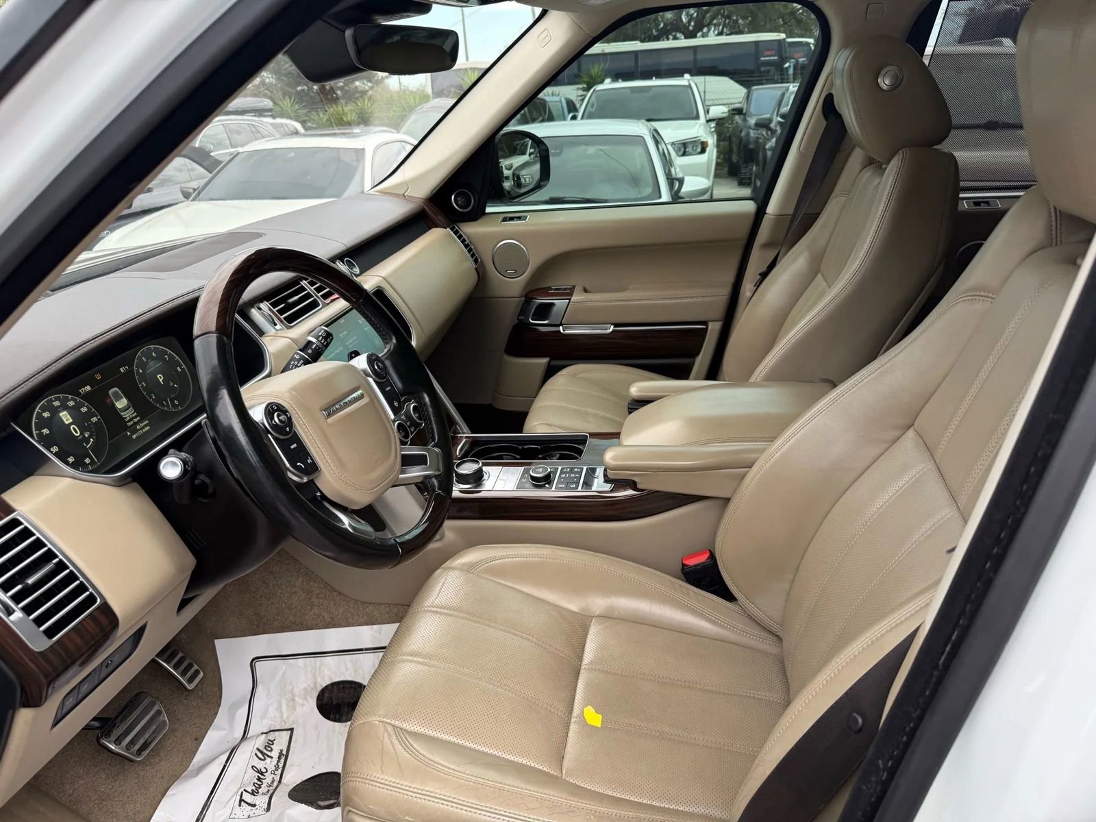 Used 2017 Land Rover Range Rover Long Wheelbase Supercharged image 9