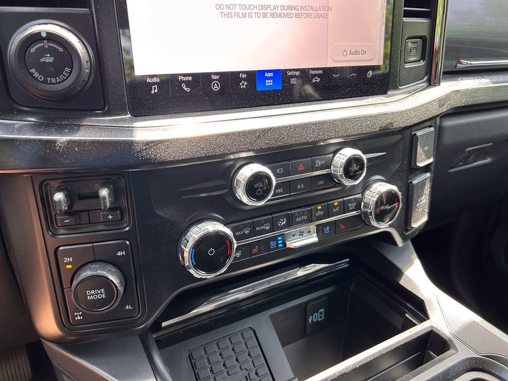 New 2026 Ford F250 Lariat w/ Black Appearance Package AWD/4WD image 38