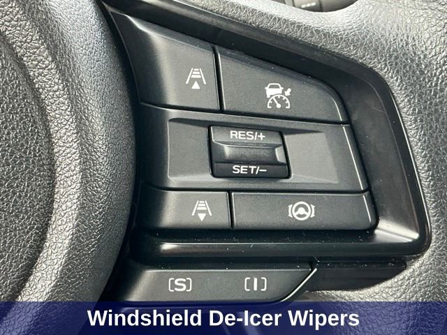 Used 2025 Subaru Crosstrek 2.0i Premium image 32