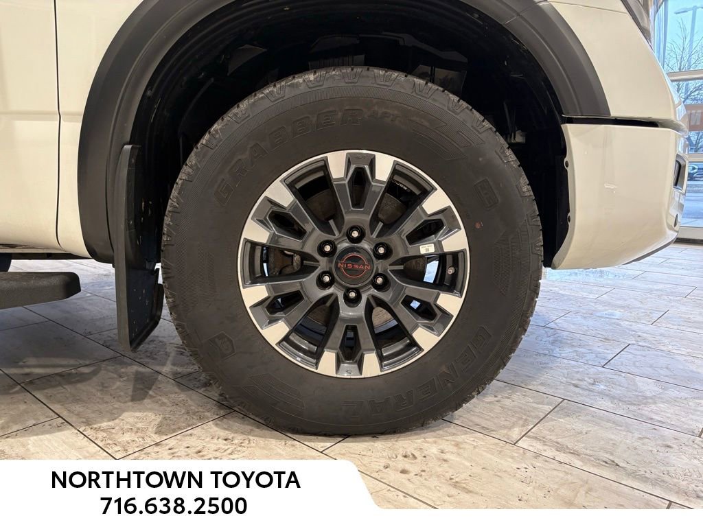 Used 2024 Nissan Titan PRO-4X w/ Pro-4x Convenience Package image 8