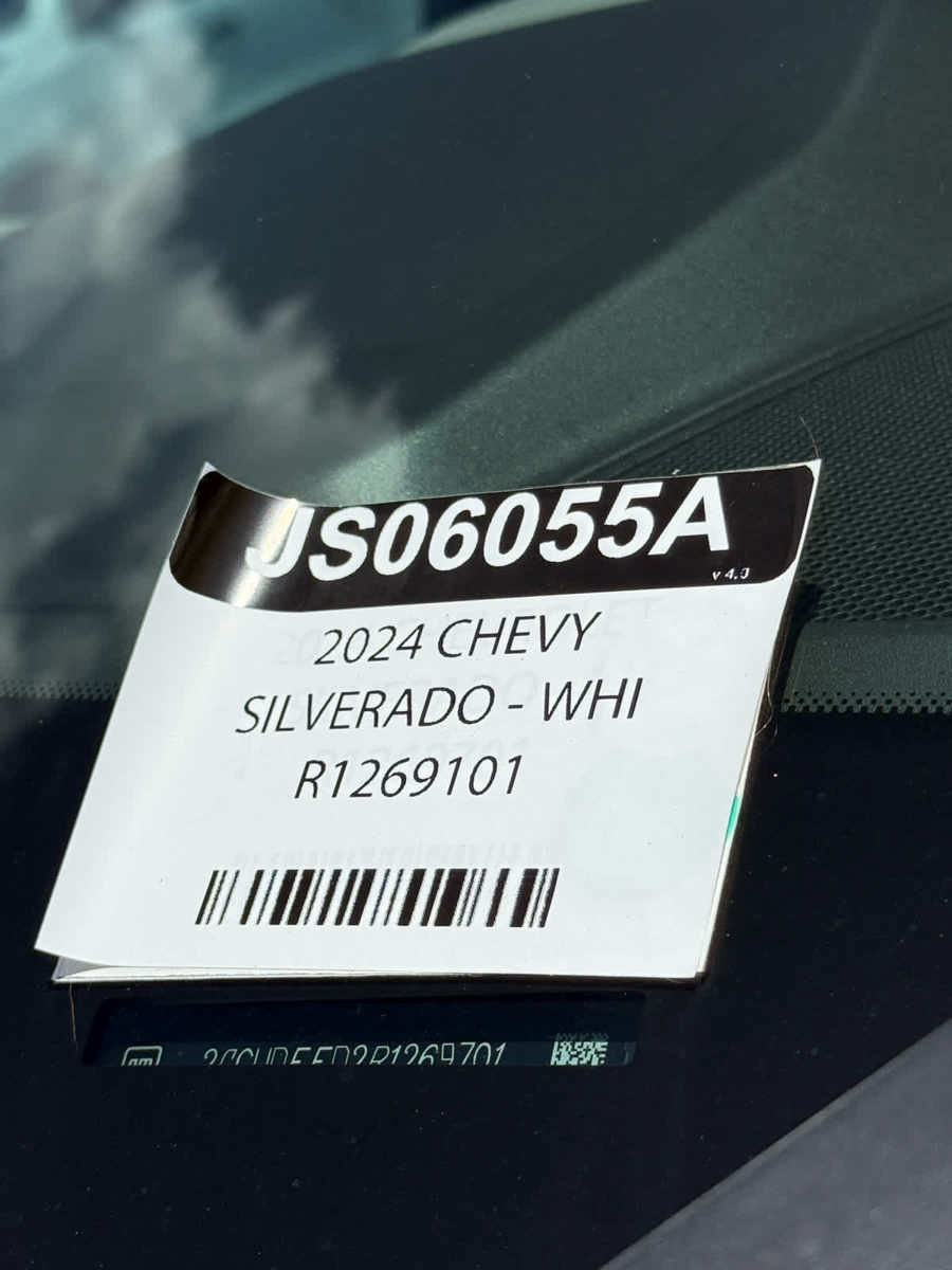 Used 2024 Chevrolet Silverado 1500 RST w/ Convenience Package II AWD/4WD image 29