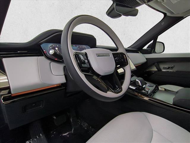 Used 2024 Land Rover Range Rover Sport SE AWD/4WD image 10