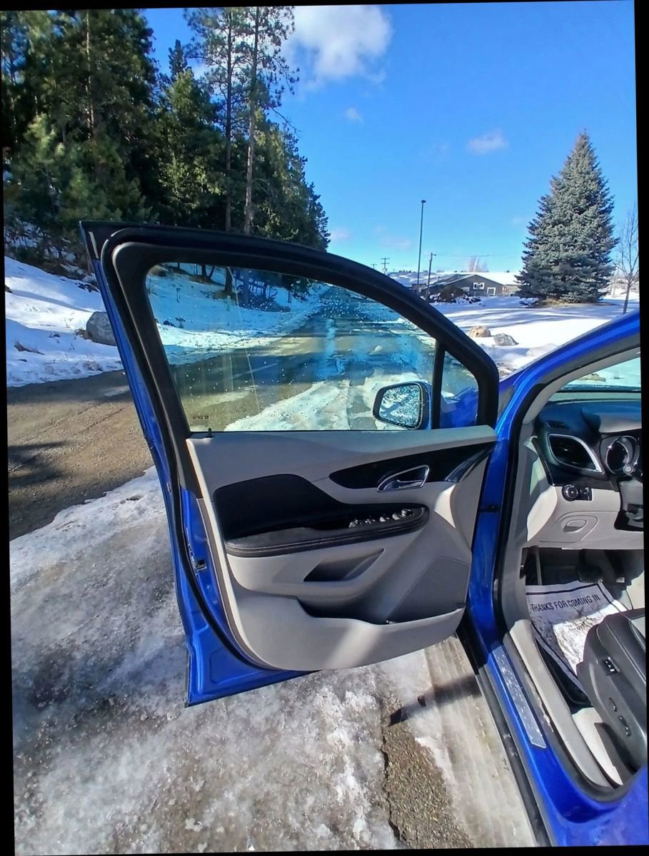 Used 2015 Buick Encore Leather AWD/4WD image 7