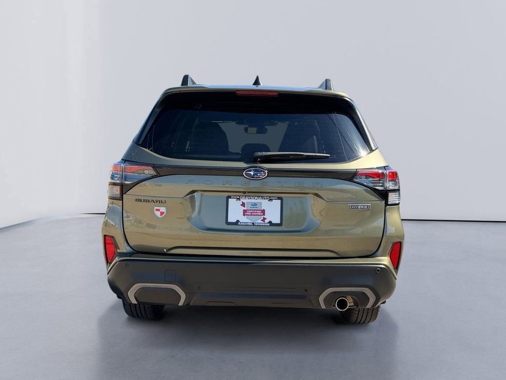 Used 2025 Subaru Forester Limited image 4