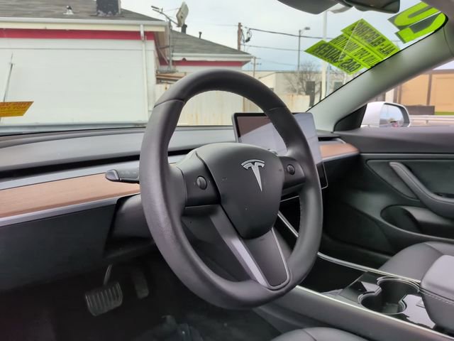 Used 2020 Tesla Model 3 Long Range image 28