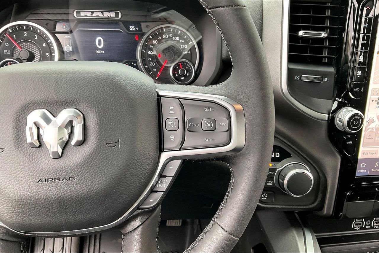 New 2026 RAM 1500 Big Horn AWD/4WD image 29