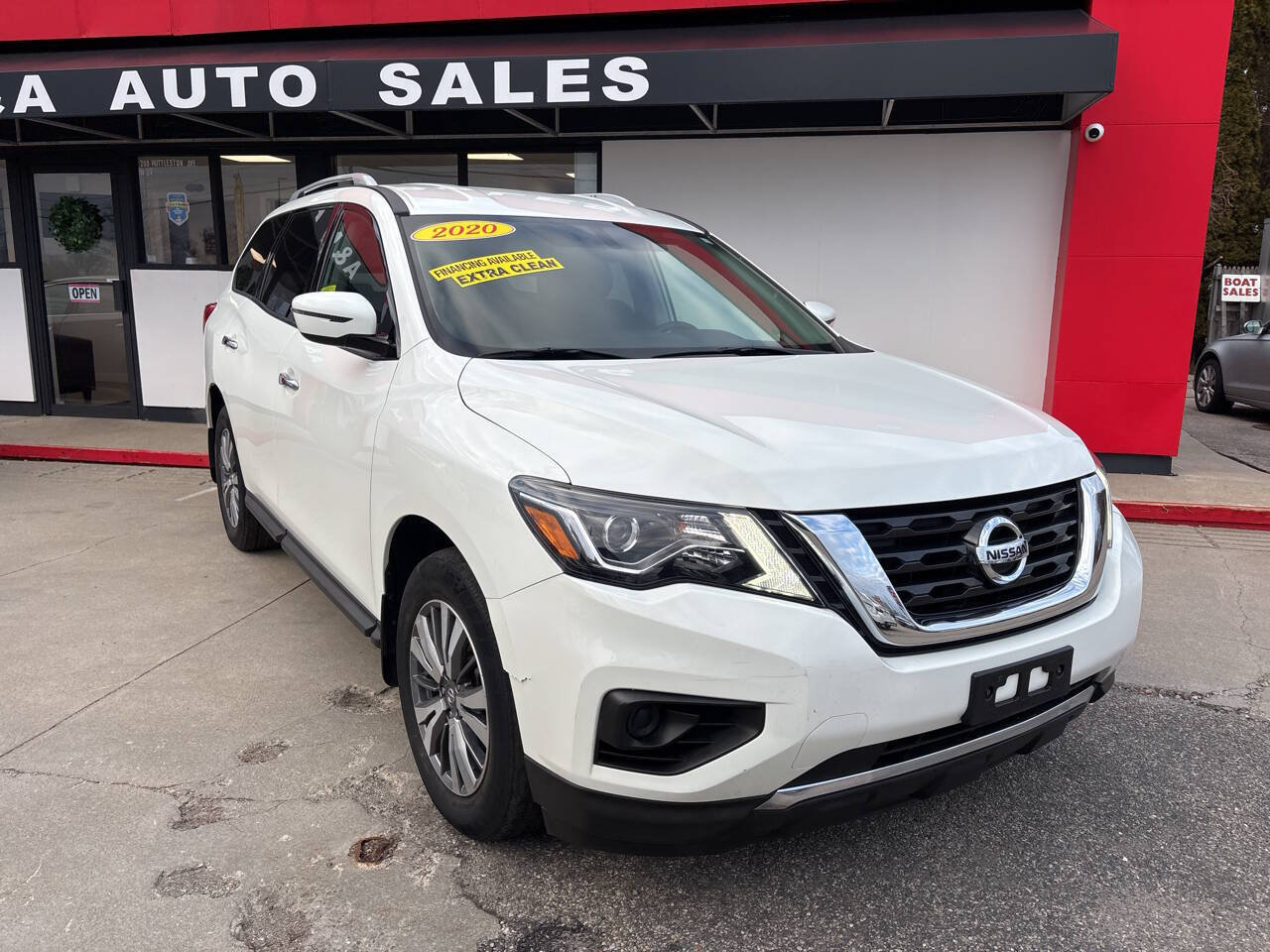 Used 2020 Nissan Pathfinder S AWD/4WD image 1