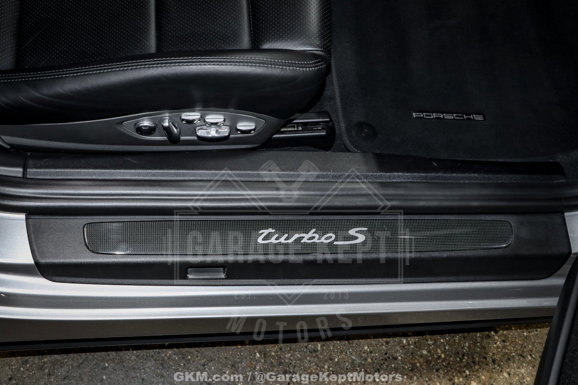 Used 2014 Porsche 911 Turbo S image 92